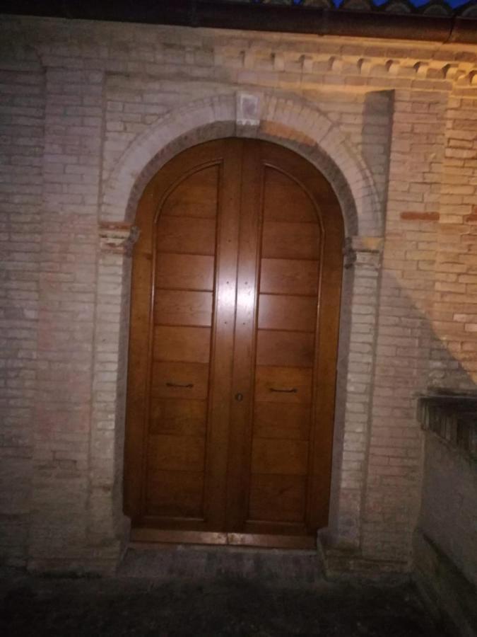 Ferienwohnung Il Roccolo Di Valcerasa Treia Exterior foto
