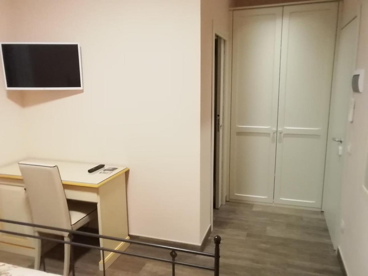 Ferienwohnung Il Roccolo Di Valcerasa Treia Exterior foto