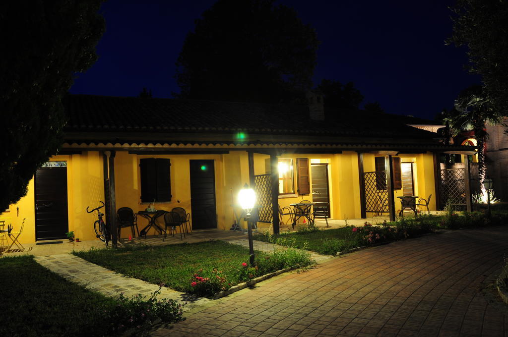 Ferienwohnung Il Roccolo Di Valcerasa Treia Exterior foto