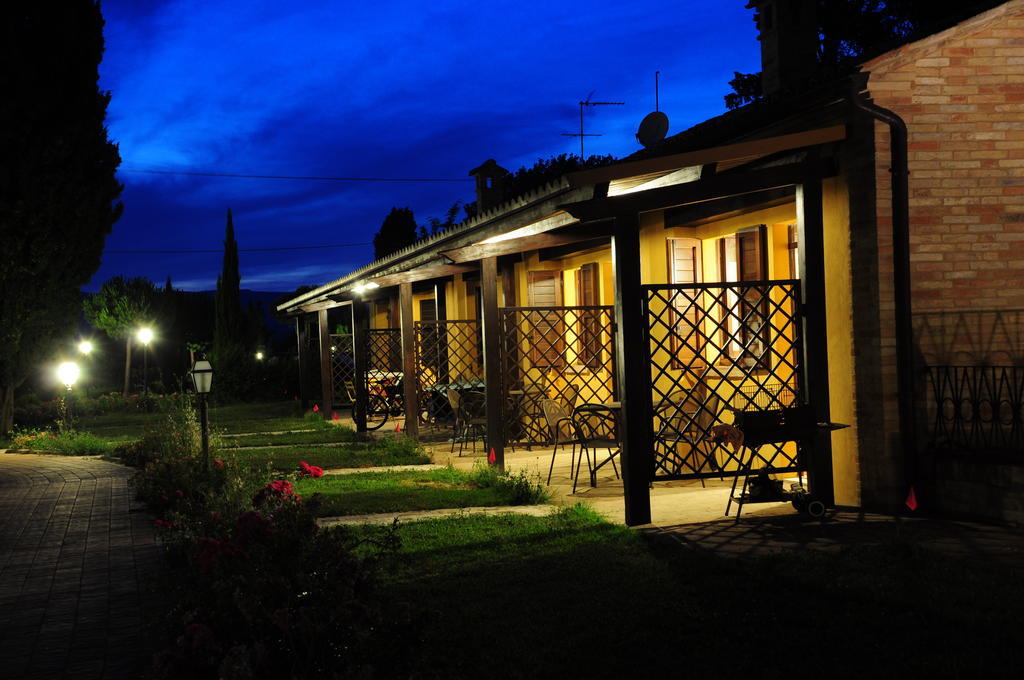 Ferienwohnung Il Roccolo Di Valcerasa Treia Exterior foto