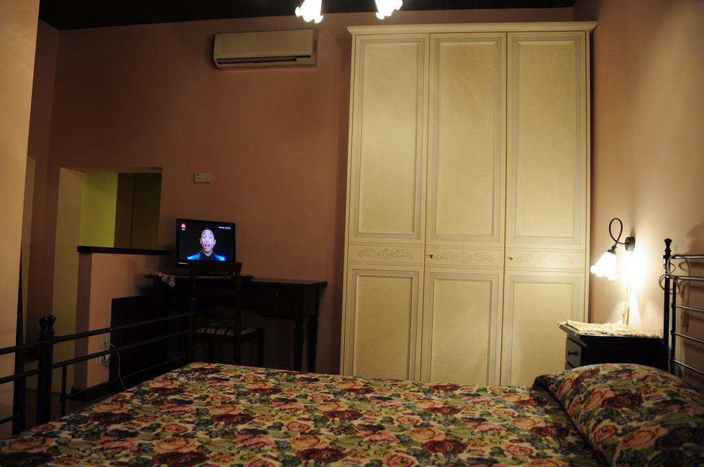 Ferienwohnung Il Roccolo Di Valcerasa Treia Exterior foto